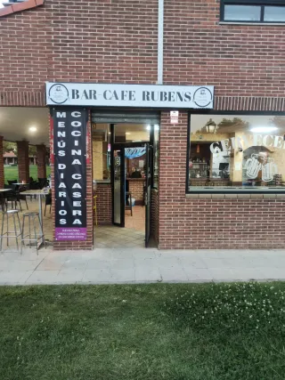 Se traspasa bar/cafetería 