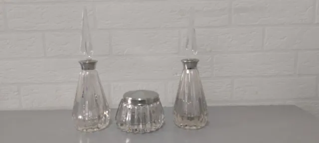 Juego tocador cristal y alpaca antiguo