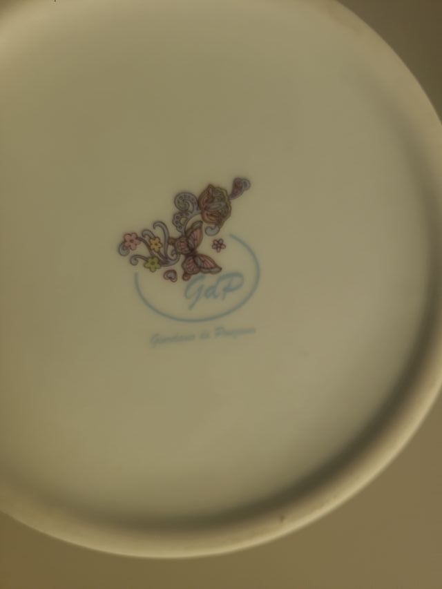 Tetera de porcelana multicolor