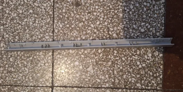 Bisel Display HP 15S