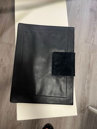 Funda portatil de piel