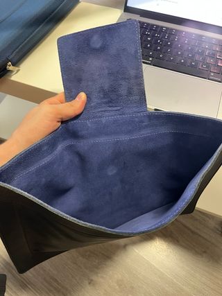 Funda portatil de piel