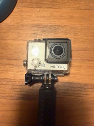 Fotocamera GoPro HERO 3+ con accessori