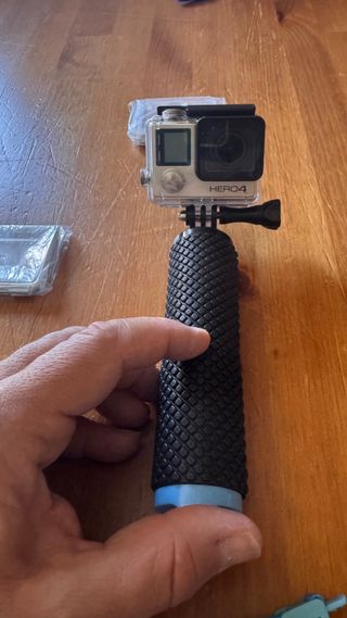 Fotocamera GoPro Hero4 con accessori