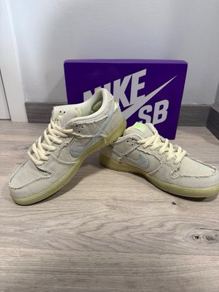Nike SB Dunk Low Mummy 44