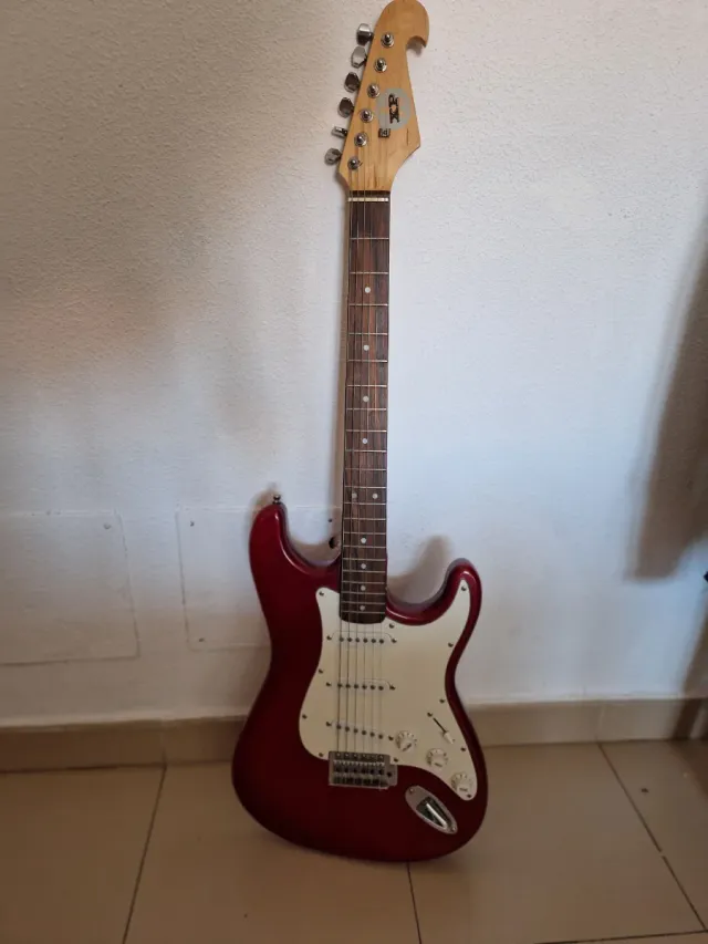 Guitarra Eléctrica Roja + Amplificador Kustom