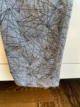 Leggings fantasia geometrica grigi