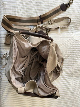 Bolso de ante marrón y beige