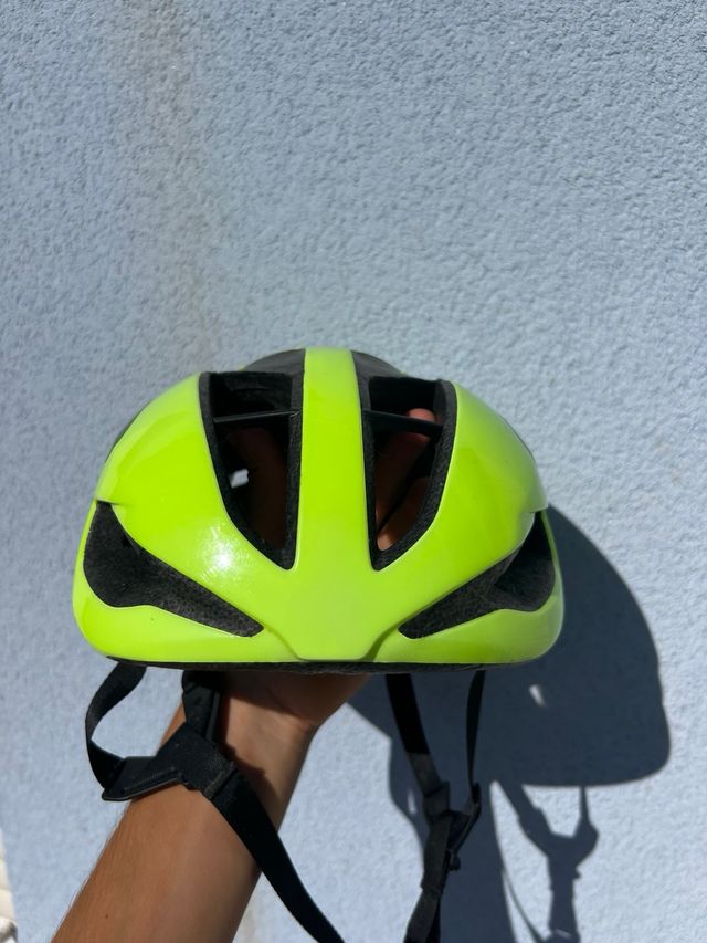 Casco Oakley Aro5 Mips