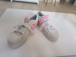 Zapatillas Adidas Blancas y Rosas Talla 39
