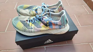 Zapatillas Adidas Adizero Pro con placa de carbono