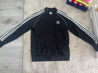 Chaqueta Adidas Negra con Rayas Blancas
