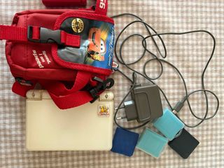 Nintendo DS Lite Roja + Juegos