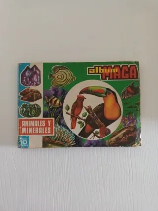 Álbum de Cromos Animales y Minerales
