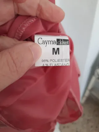 Traje de fiesta azul y rosa