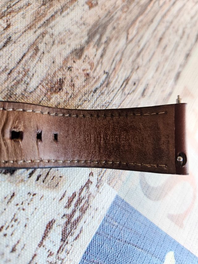 Correa de piel Fossil original marrón