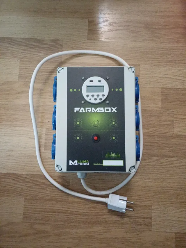 Scatola programmabile Farmbox 3600W
