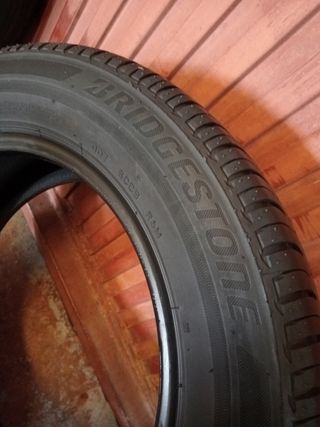 Neumáticos 195/60 R15 88V Bridgestone