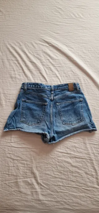 Shorts Zuiki denim con zip verde