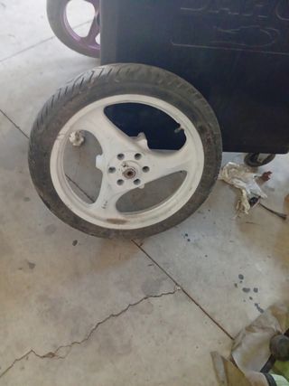 Llanta delantera Aprilia RS