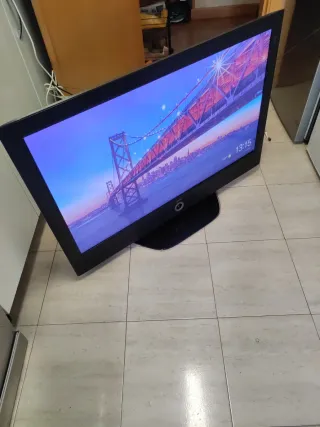 TV Loewe Xelos 40 Negro