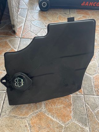 Depósito de água do lavador de pára-brisas BMW E83