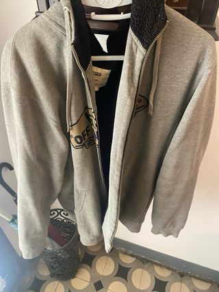 Sudadera Vans gris, con cremallera