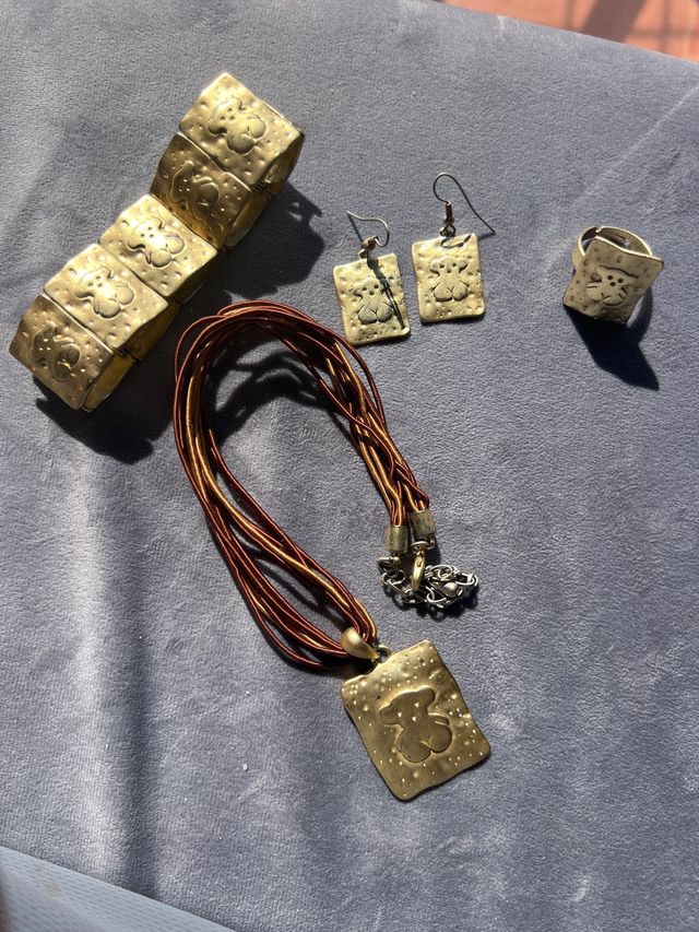 Lote de Joyería Tous - Pulsera, Pendientes, Anillo