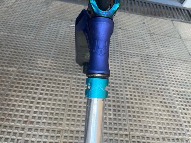 Patín customizado, poco uso