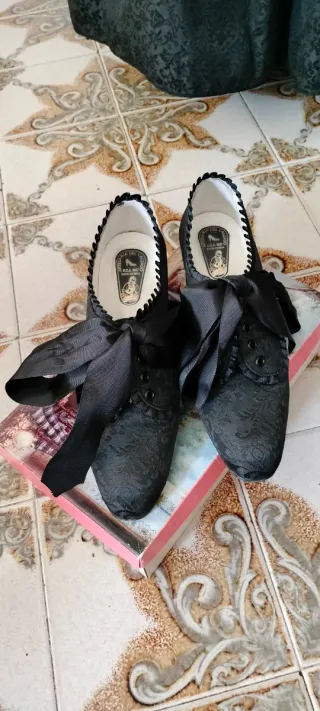 Falda traje fallera negra