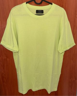 Camiseta Bershka verde lima talla S