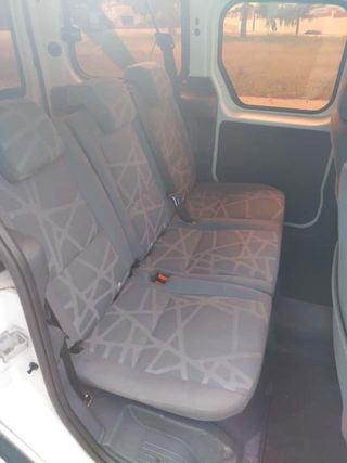 Ford Tourneo Connect 2010