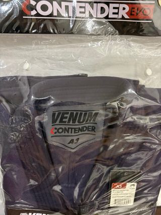 Kimono Jiu Jitsu Talla A3 
Gi de entrenamiento