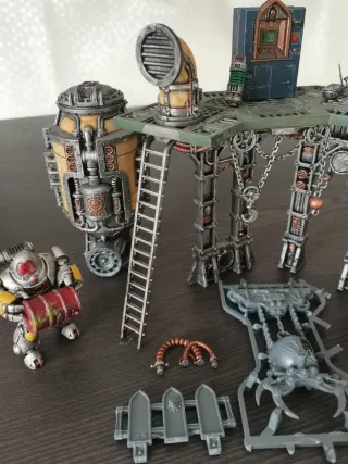 Sacristan Forgeshrine Warhammer 40k (parte)