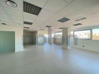 Oficina en venta en Cortadura - Zona Franca  en Cádiz