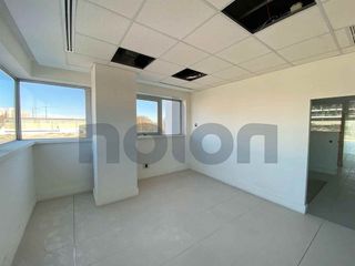 Oficina en venta en Cortadura - Zona Franca  en Cádiz