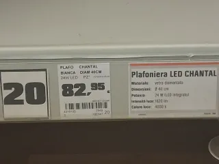 Lampadario in vetro e metallo