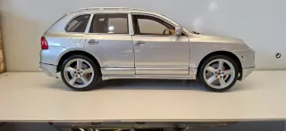 Lote 5 Porsche - Colección maquetas 1:18 y 1:38