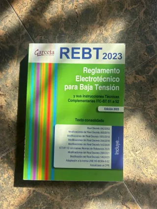 REBT 2023 : reglamento electrotécnico para baja...