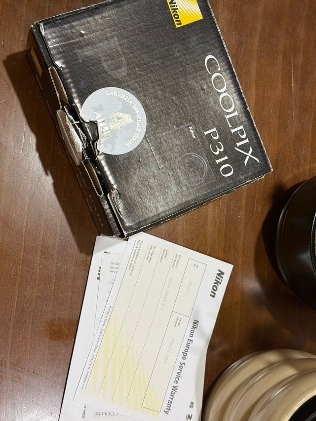 Cámara Nikon Coolpix P310 Blanca