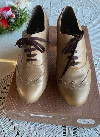 Zapatos Rogel Marrones de Patricia Miller 