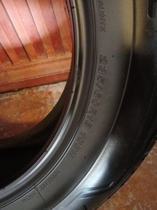 Neumáticos Brigestone 235/60 R18 103H
