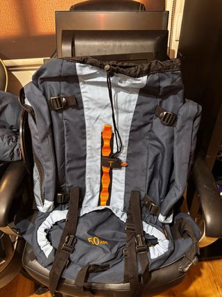 Mochila Quechua 50L