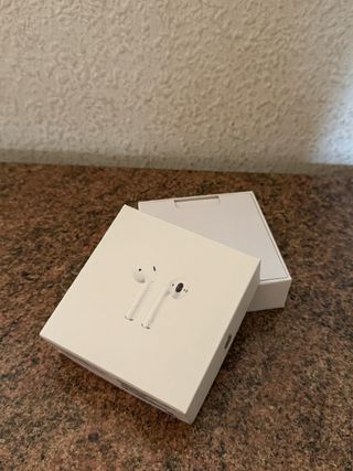 Airpods 2ª Gen con Estuche de Carga