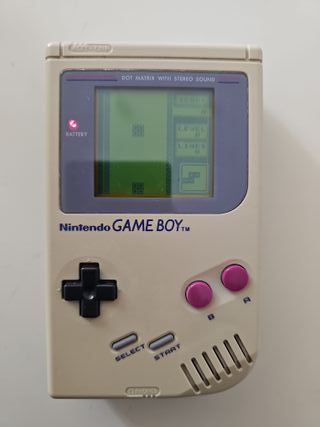 Nintendo Game Boy DMG-01