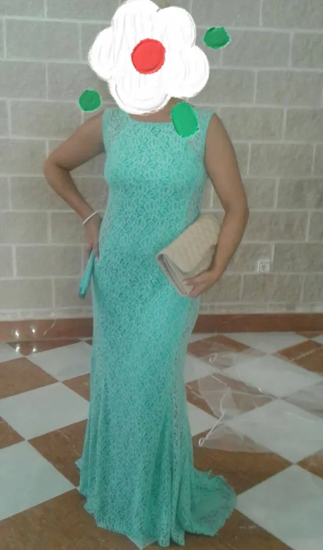 Vestido largo turquesa de encaje