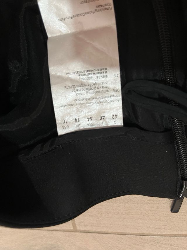 Gonna Hugo Boss nera