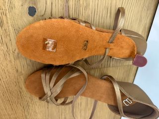 Scarpe da ballo latino eleganti beige/oro