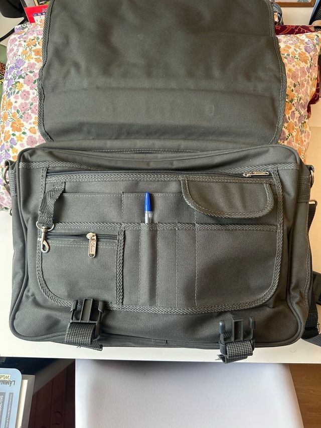 Bolso/Cartera Chenson Gris