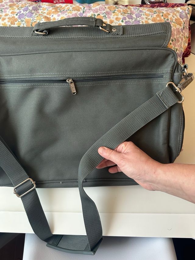 Bolso/Cartera Chenson Gris